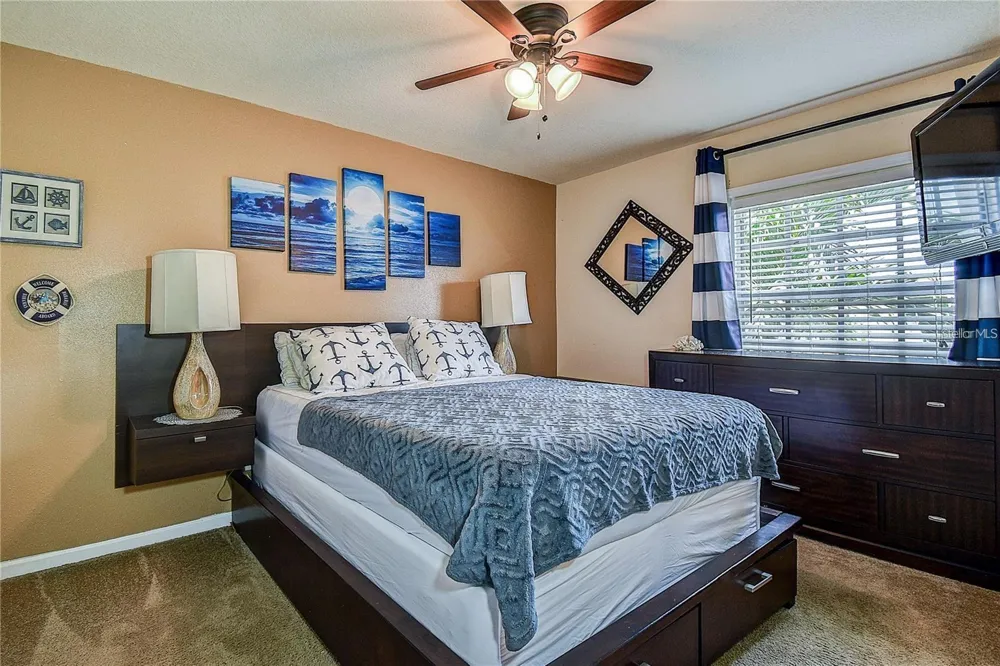 5111 COQUINA KEY DRIVE SE #C St Petersburg, FL 33705