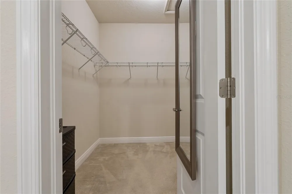 597 OZONA VILLAGE DRIVE Palm Harbor, FL 34683