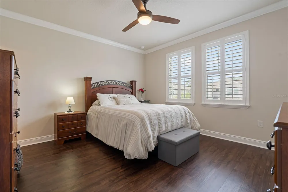 597 OZONA VILLAGE DRIVE Palm Harbor, FL 34683