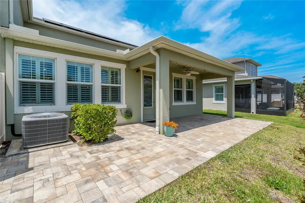 597 OZONA VILLAGE DRIVE Palm Harbor, FL 34683