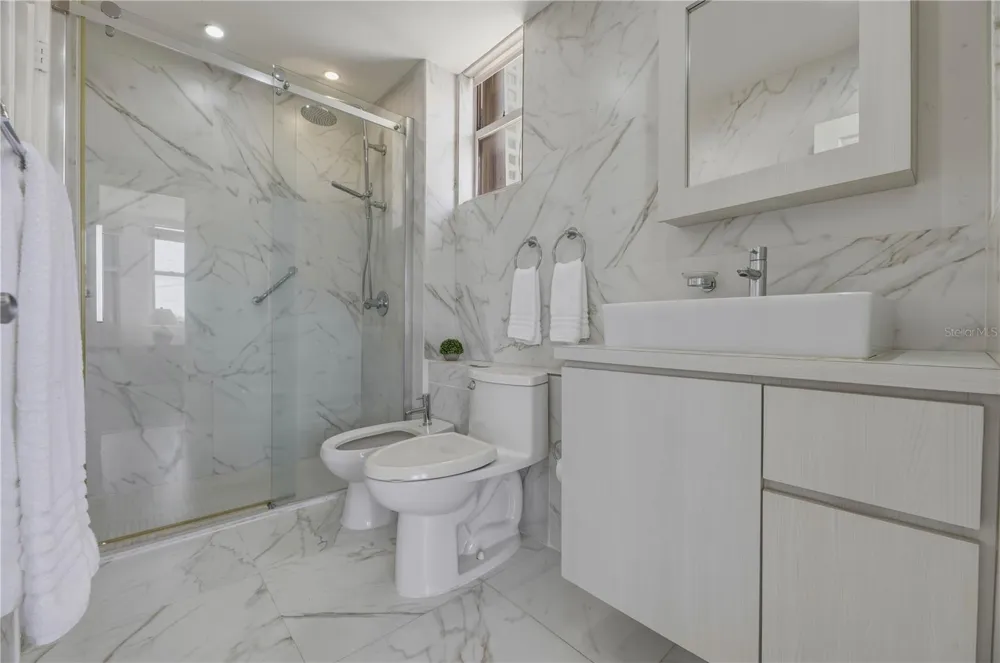16 CARRION COURT #24 San Juan, PR 00911