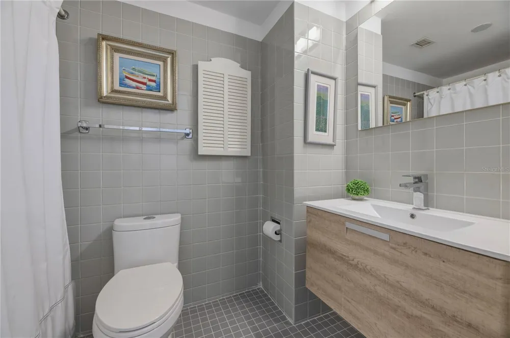 16 CARRION COURT #24 San Juan, PR 00911