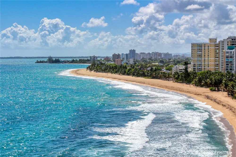 16 CARRION COURT #24 San Juan, PR 00911