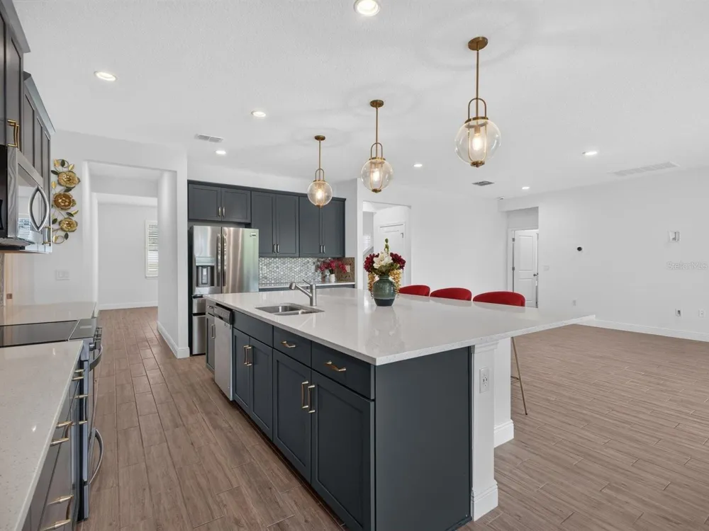 603 AVILA PLACE Howey In The Hills, FL 34737