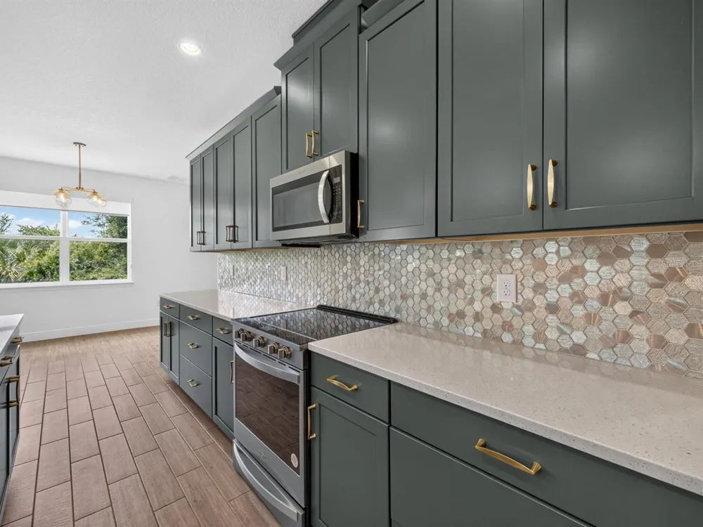 603 AVILA PLACE Howey In The Hills, FL 34737