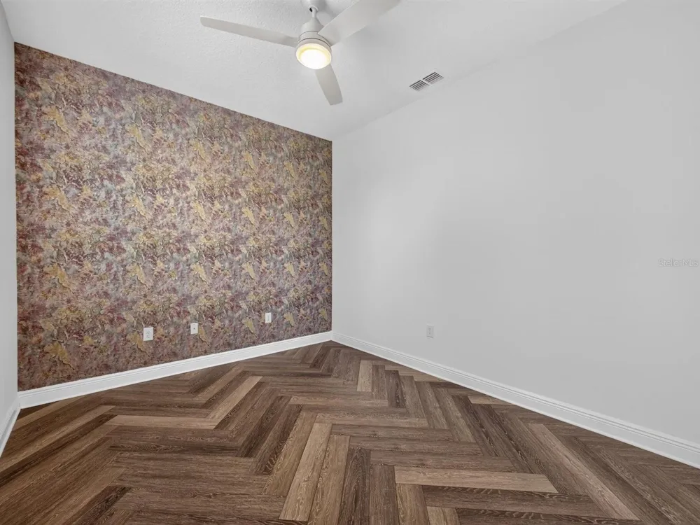 603 AVILA PLACE Howey In The Hills, FL 34737