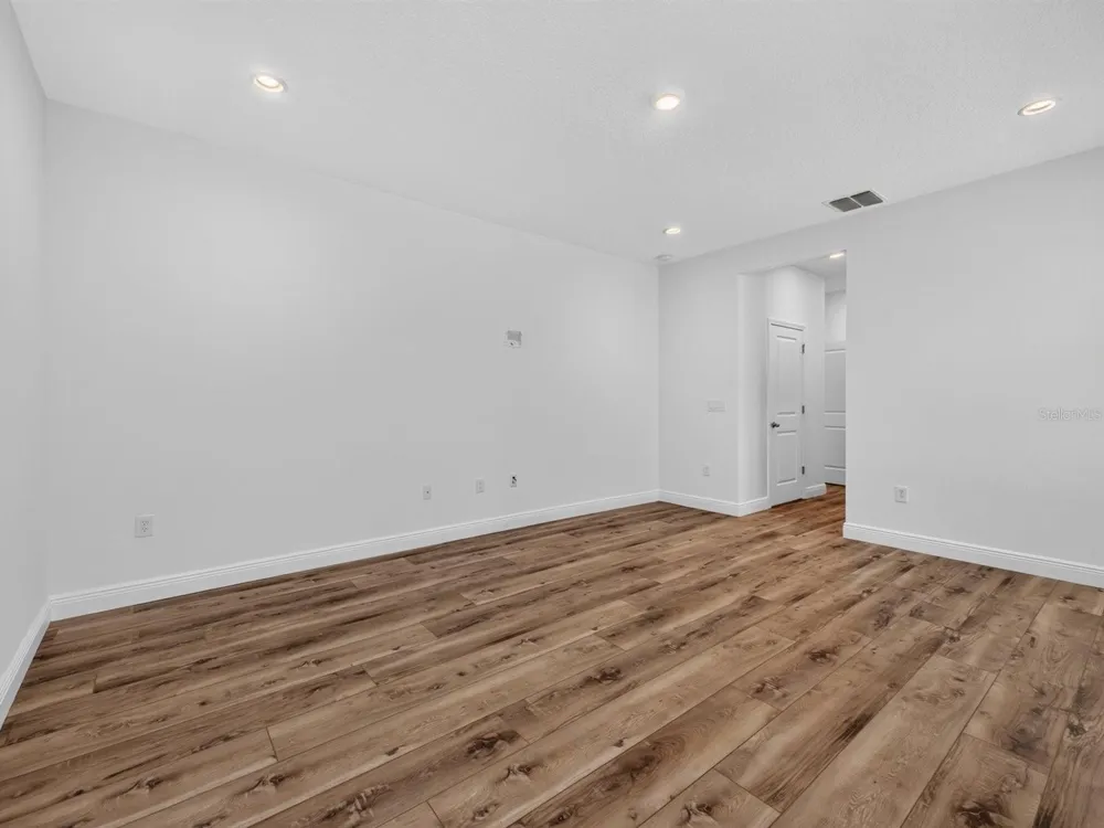 603 AVILA PLACE Howey In The Hills, FL 34737