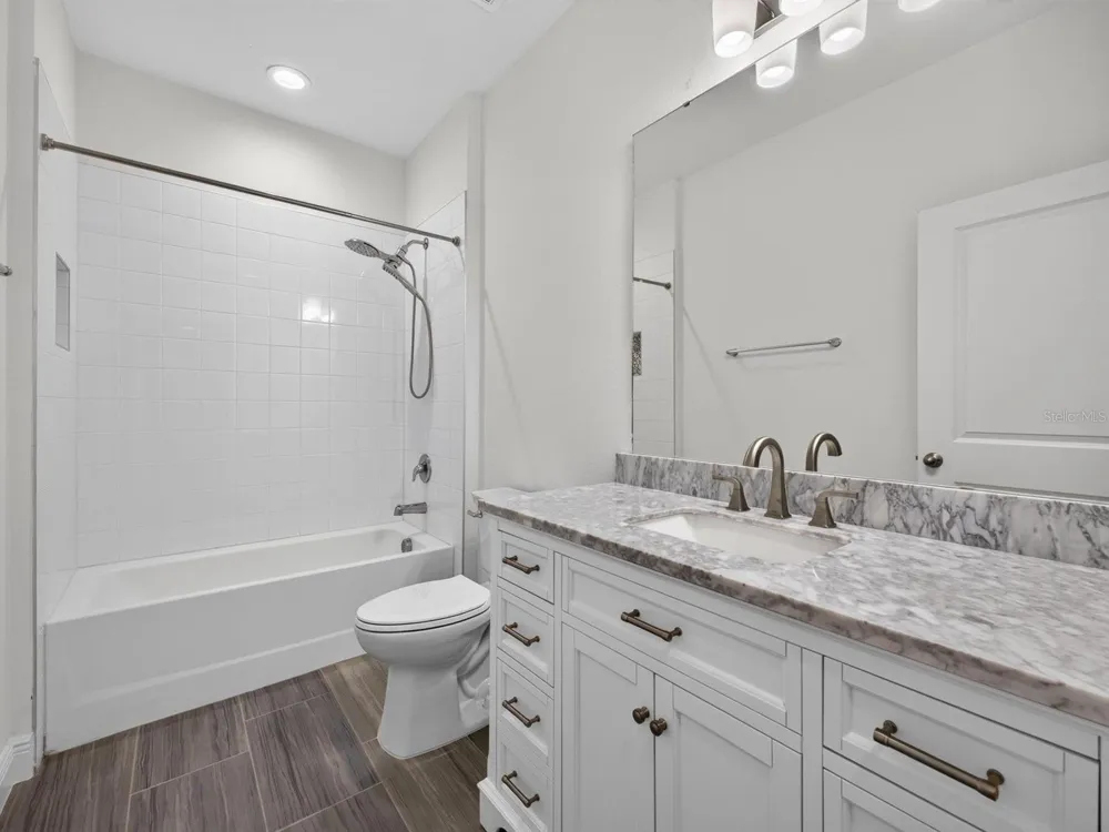 603 AVILA PLACE Howey In The Hills, FL 34737