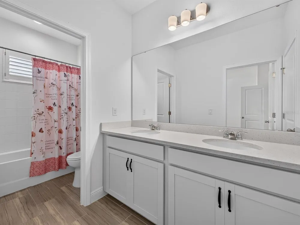 603 AVILA PLACE Howey In The Hills, FL 34737