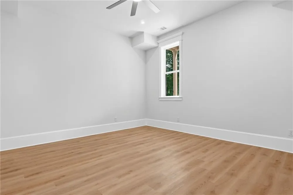 1361 Warren Avenue Scottdale, GA 30079
