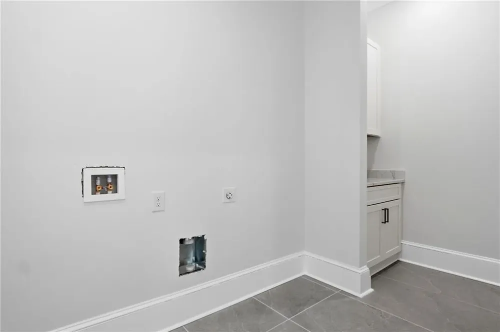 1361 Warren Avenue Scottdale, GA 30079