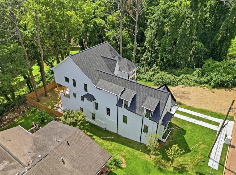 1361 Warren Avenue Scottdale, GA 30079