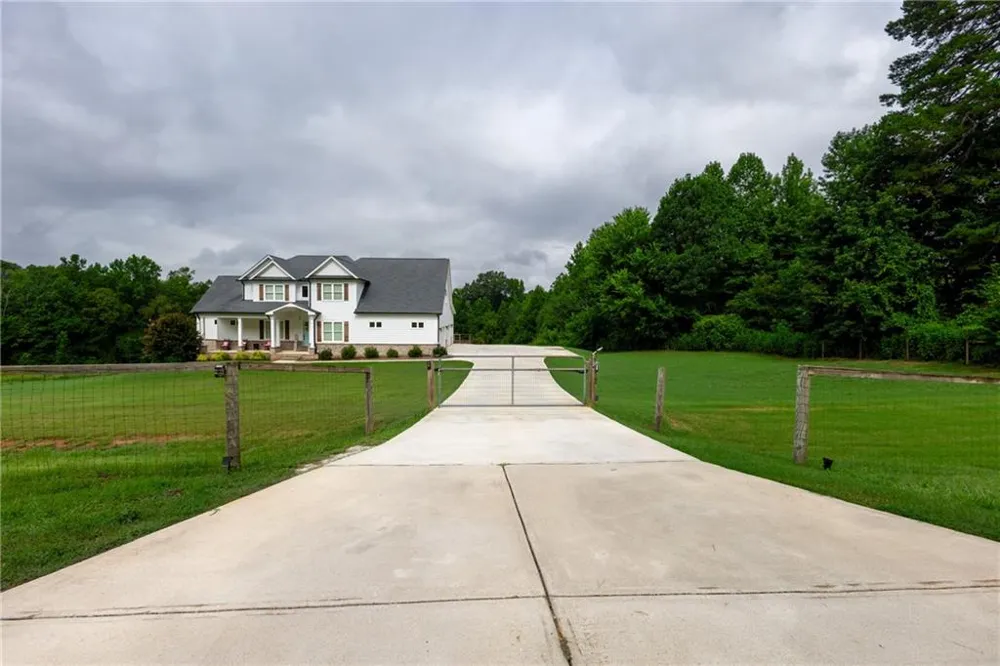 1440 Chandler Bridge Road Nicholson, GA 30565