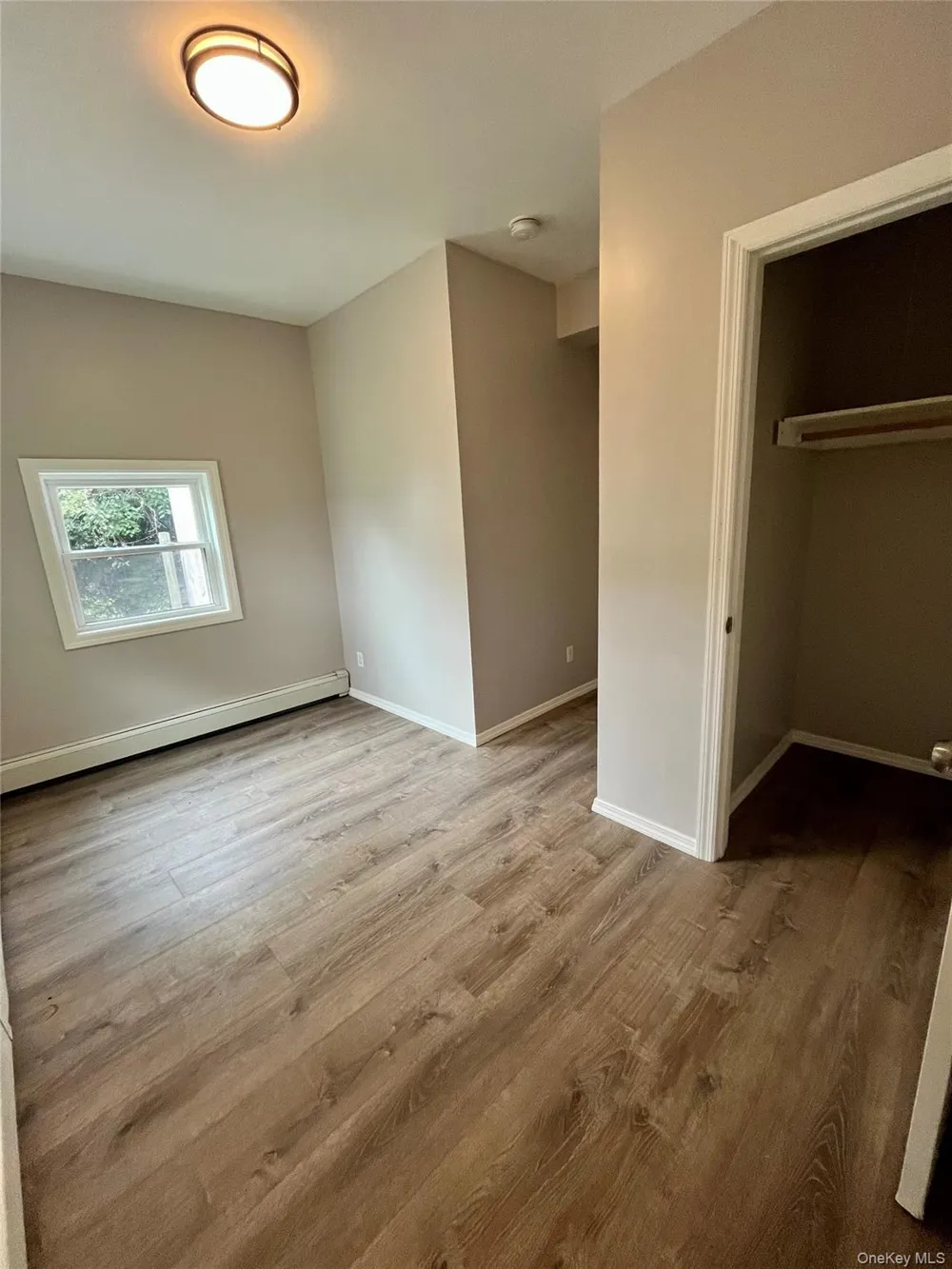 6 E 2nd Street #1st Floor Huntington Station, NY 11746