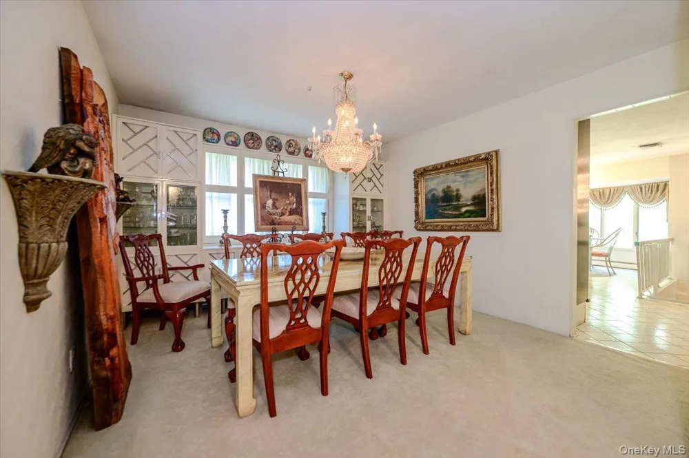 561 Golf Drive Valley Stream, NY 11581