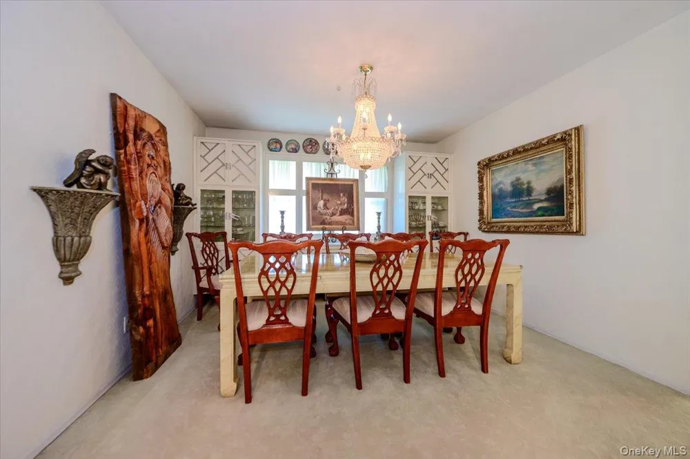 561 Golf Drive Valley Stream, NY 11581