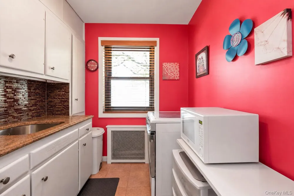 17-01 Utopia Parkway #1 Whitestone, NY 11357