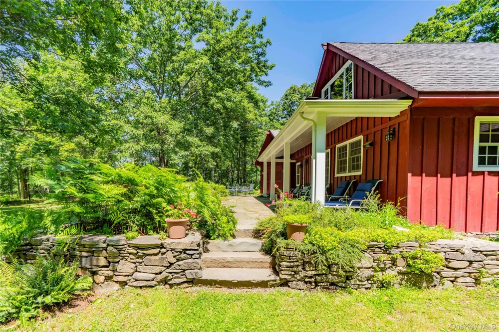 695 Wolf Hill Road Hillsdale, NY 12529