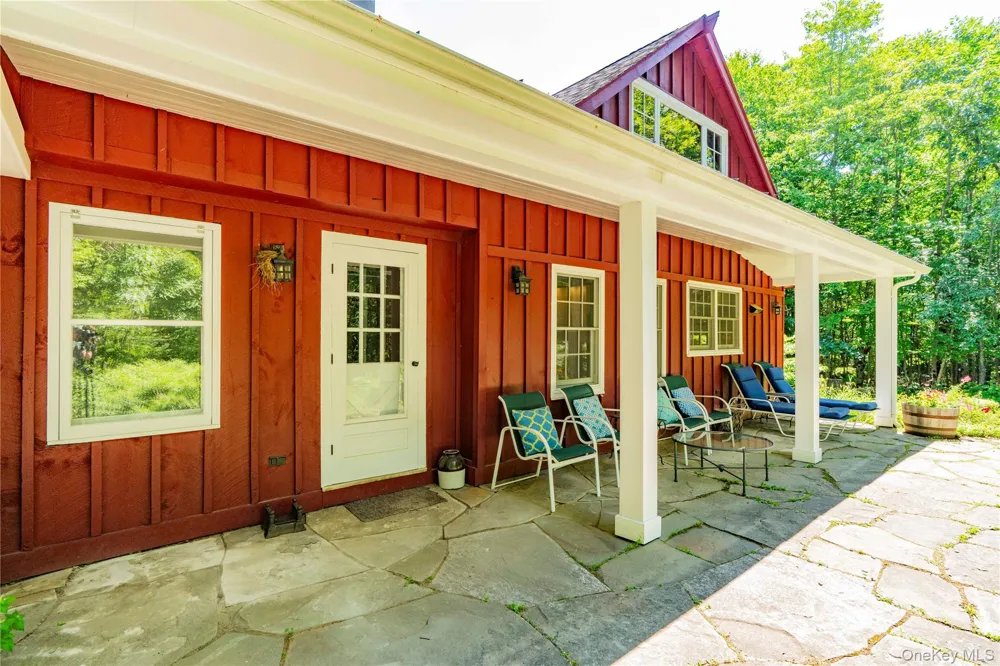 695 Wolf Hill Road Hillsdale, NY 12529
