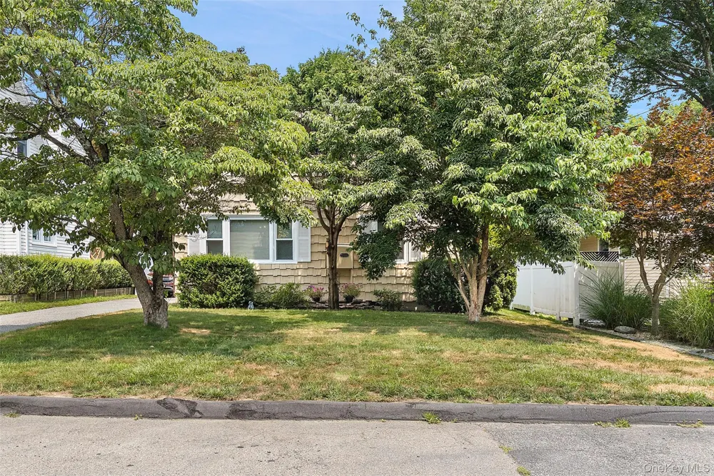 23 Gates Avenue Ossining, NY 10562
