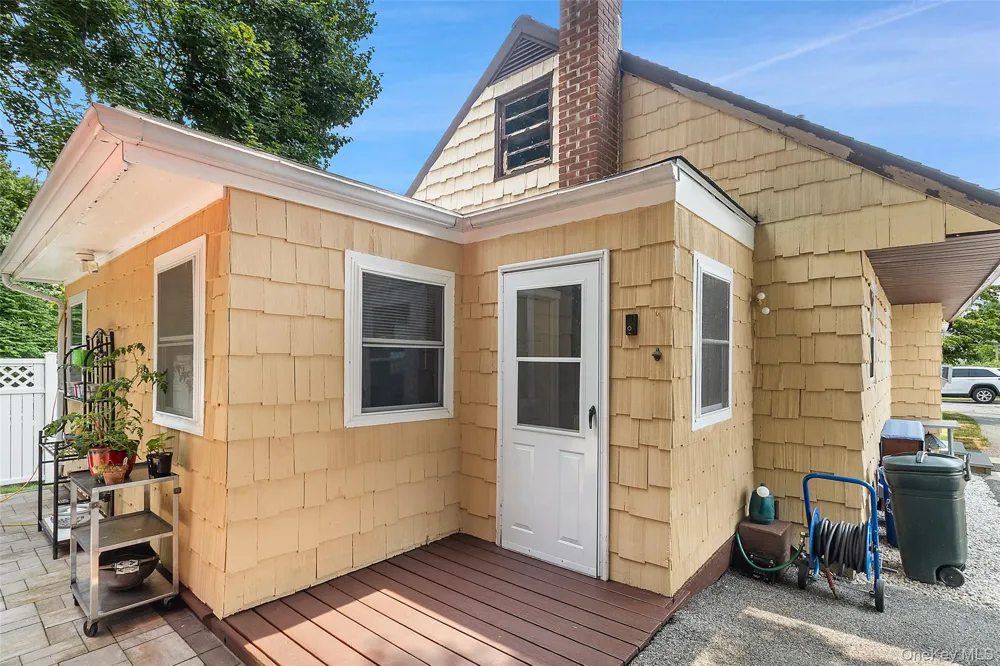 23 Gates Avenue Ossining, NY 10562