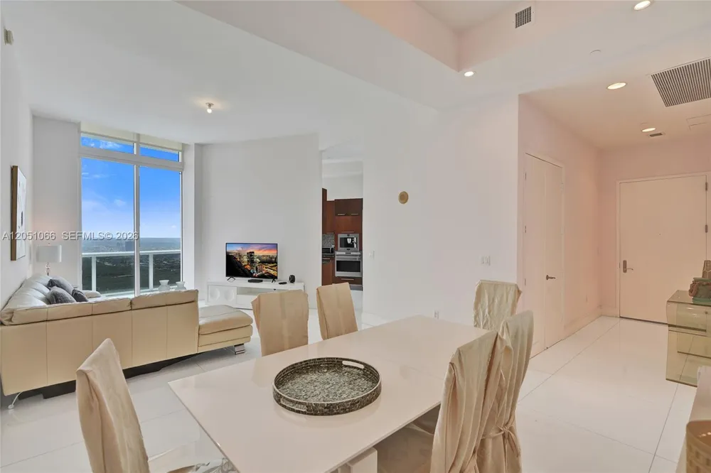 16001 Collins Ave #4305 Sunny Isles Beach, FL 33160