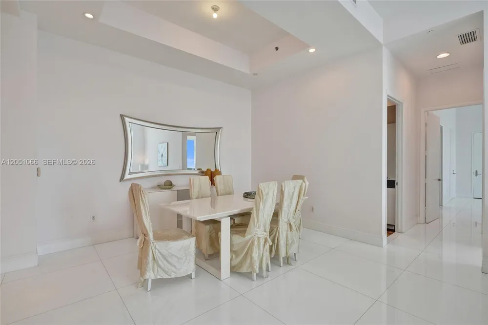 16001 Collins Ave #4305 Sunny Isles Beach, FL 33160