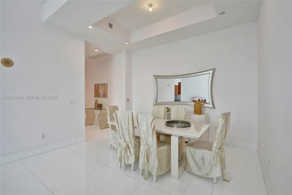 16001 Collins Ave #4305 Sunny Isles Beach, FL 33160