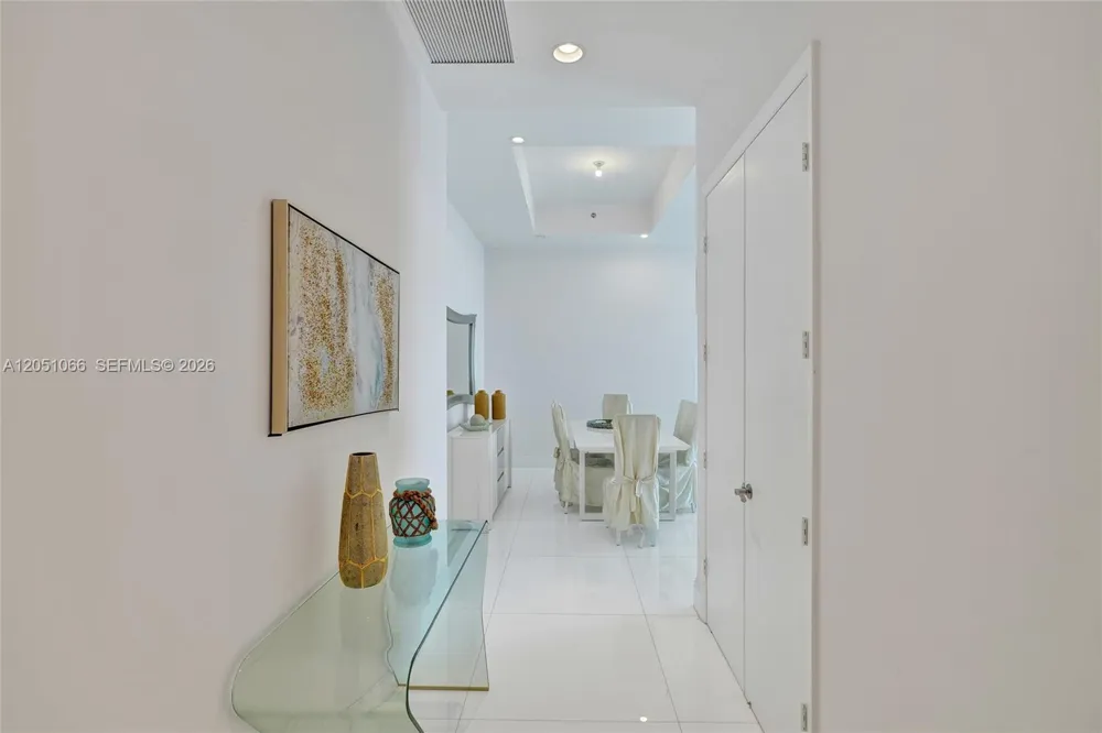 16001 Collins Ave #4305 Sunny Isles Beach, FL 33160