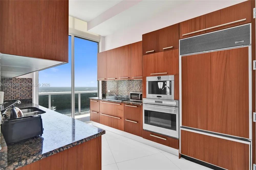 16001 Collins Ave #4305 Sunny Isles Beach, FL 33160