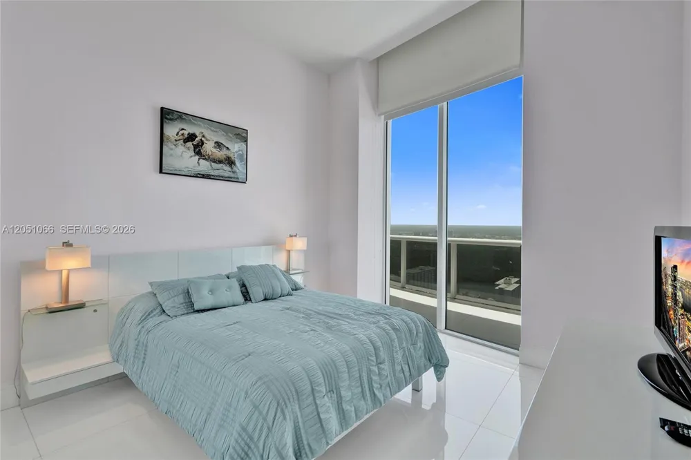 16001 Collins Ave #4305 Sunny Isles Beach, FL 33160
