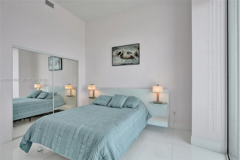 16001 Collins Ave #4305 Sunny Isles Beach, FL 33160