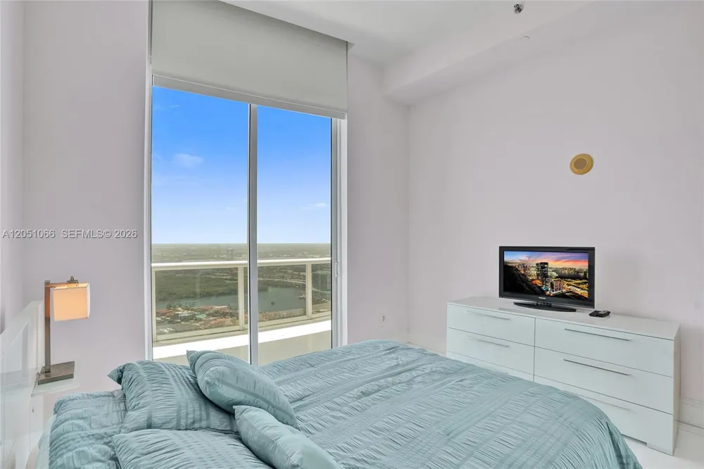 16001 Collins Ave #4305 Sunny Isles Beach, FL 33160