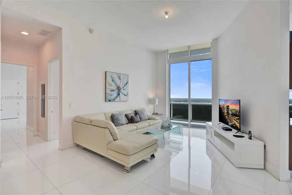 16001 Collins Ave #4305 Sunny Isles Beach, FL 33160
