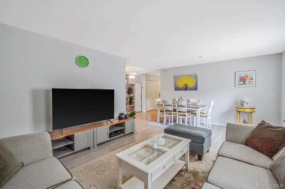 460 Old Town Road #3G Port Jefferson, NY 11776