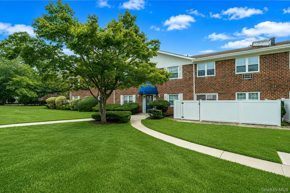 460 Old Town Road #3G Port Jefferson, NY 11776