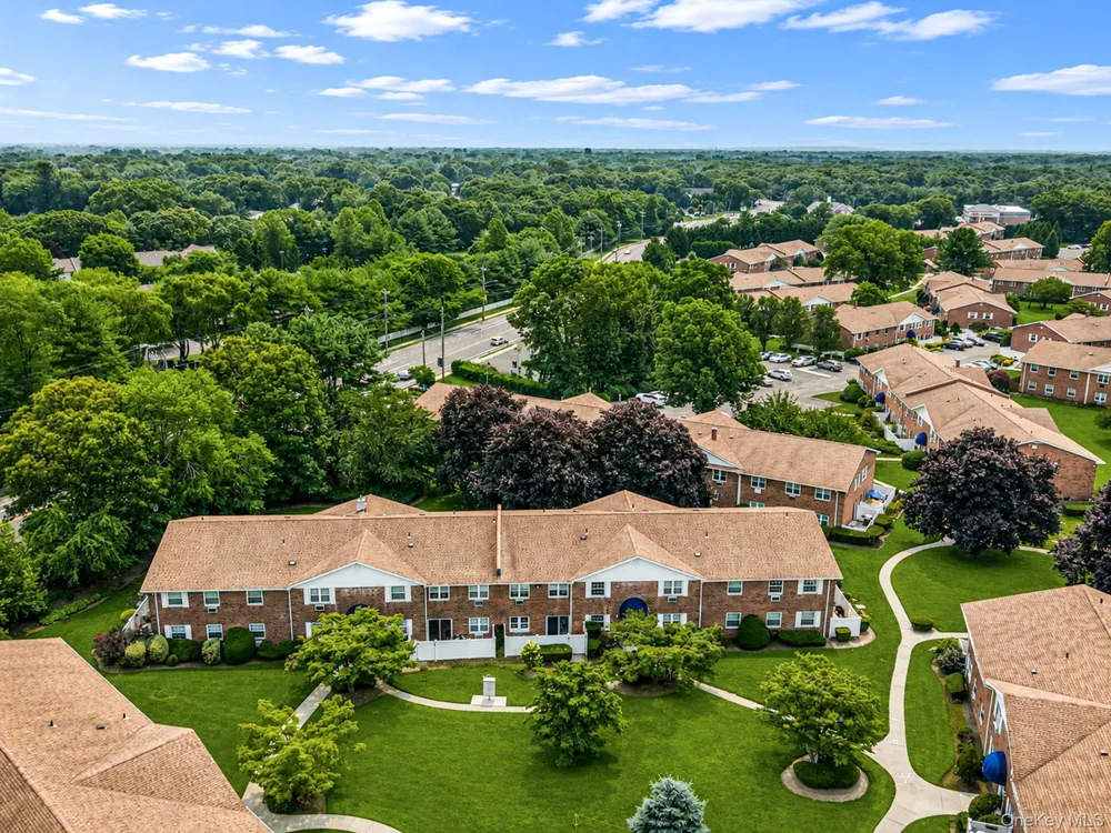 460 Old Town Road #3G Port Jefferson, NY 11776