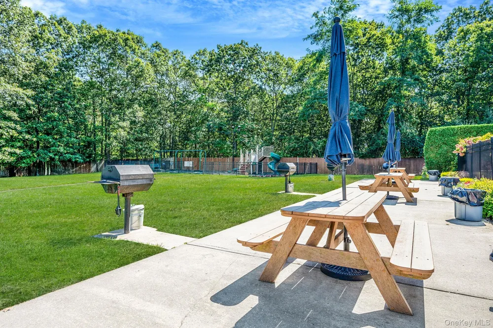 460 Old Town Road #3G Port Jefferson, NY 11776