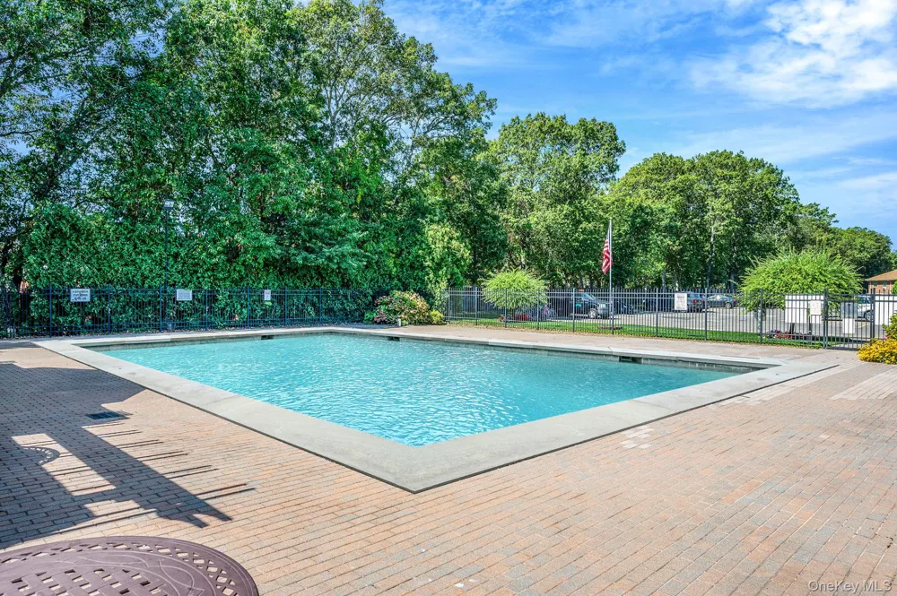 460 Old Town Road #3G Port Jefferson, NY 11776