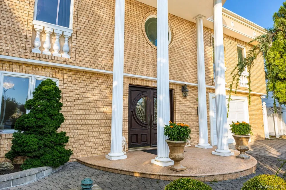 3153 Lee Place Bellmore, NY 11710