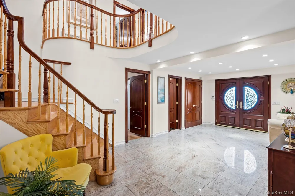 3153 Lee Place Bellmore, NY 11710