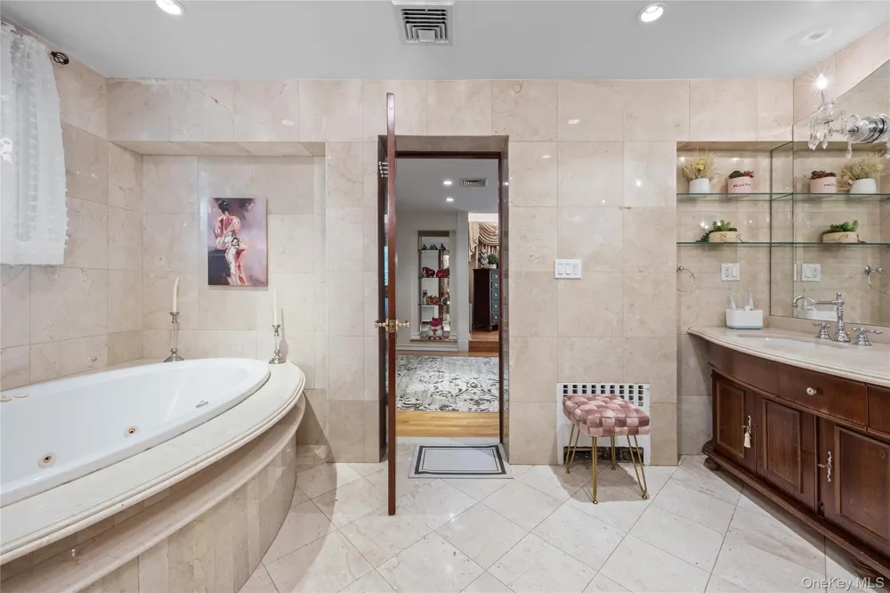 3153 Lee Place Bellmore, NY 11710