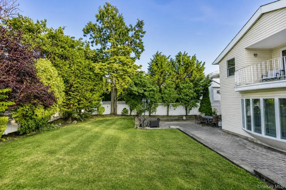 3153 Lee Place Bellmore, NY 11710