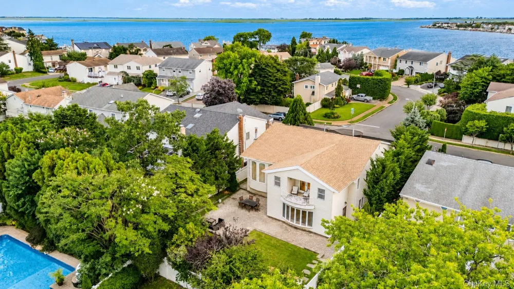 3153 Lee Place Bellmore, NY 11710
