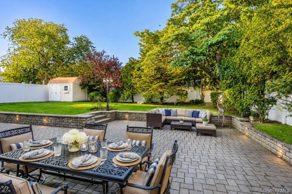 3153 Lee Place Bellmore, NY 11710