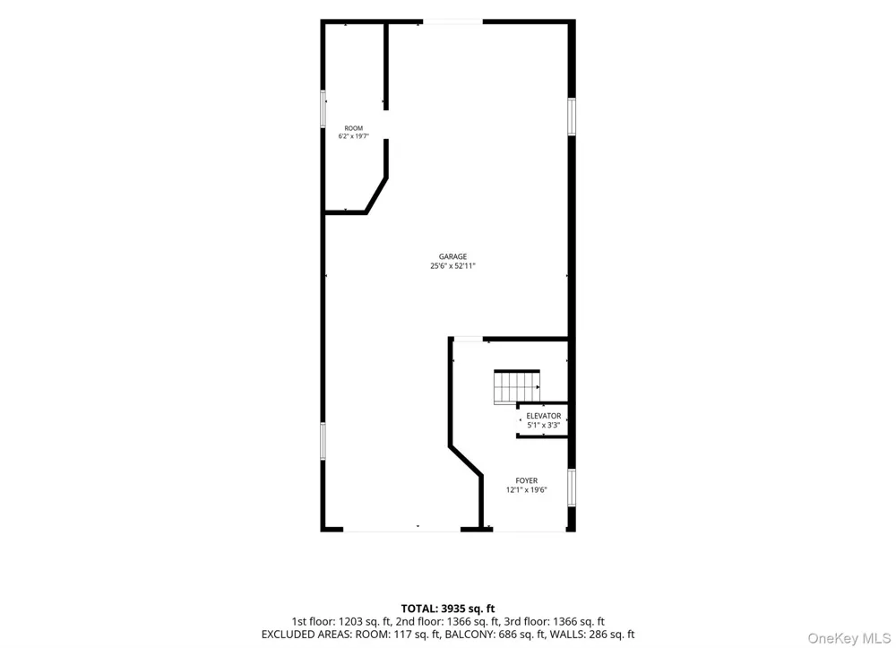 762 Pecan Street Lindenhurst, NY 11757