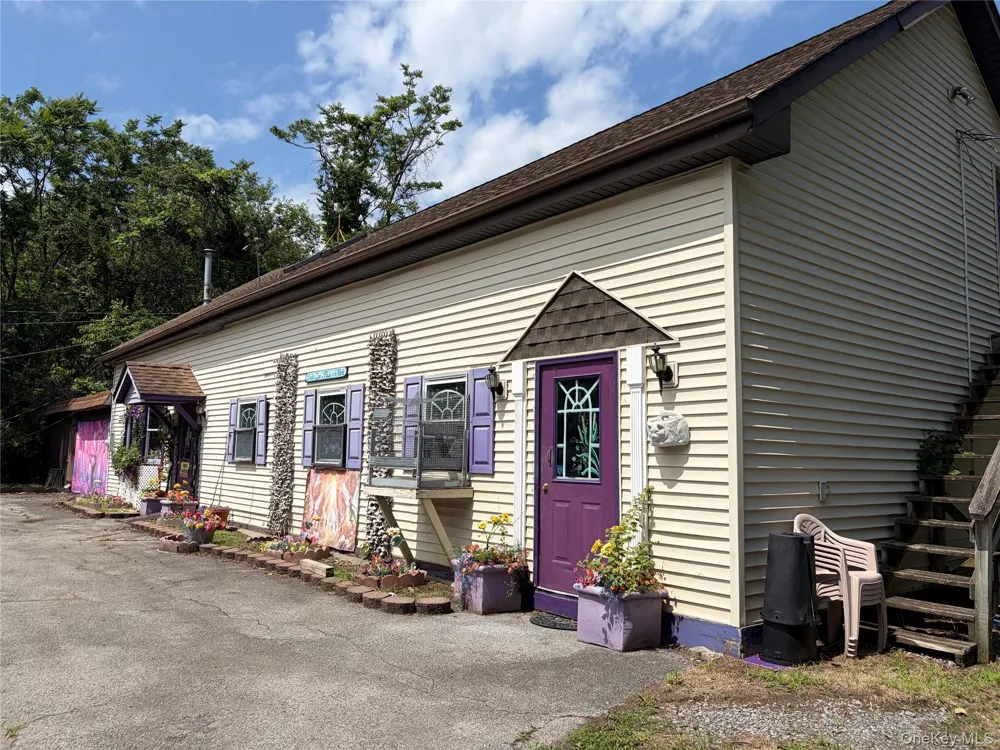 48 Maple Avenue Goshen, NY 10924
