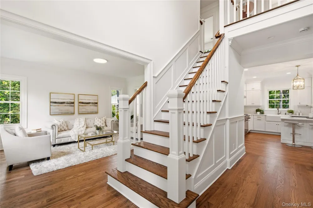 5 Glen Way Cold Spring Harbor, NY 11724