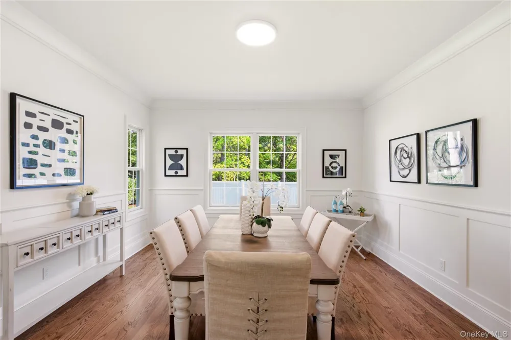 5 Glen Way Cold Spring Harbor, NY 11724