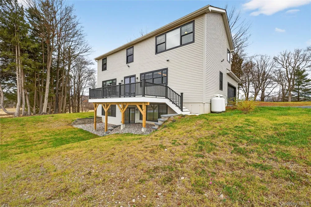 2 Lakeside Court Westtown, NY 10998